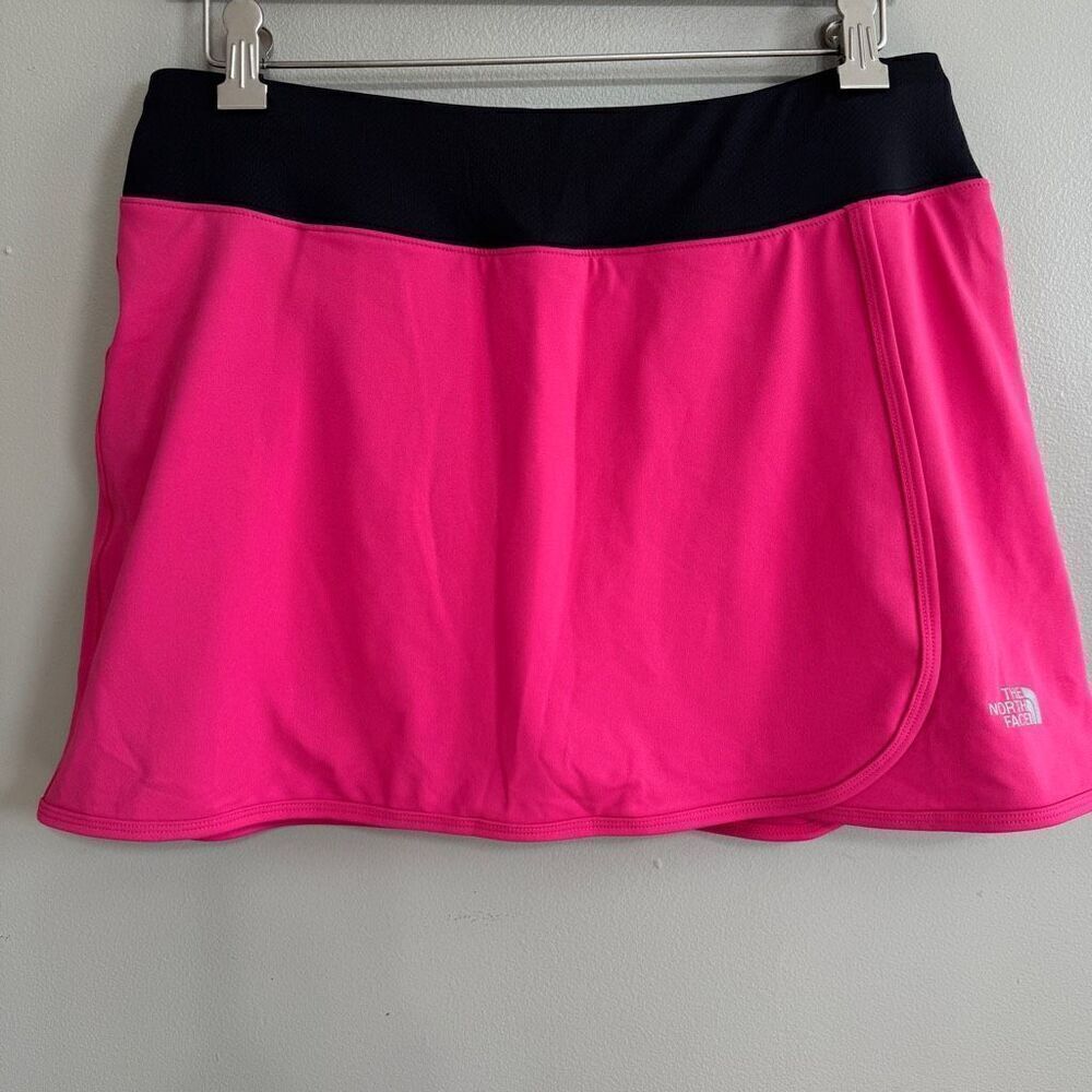 The North Face Eat My Dust pink skirt size large NWT